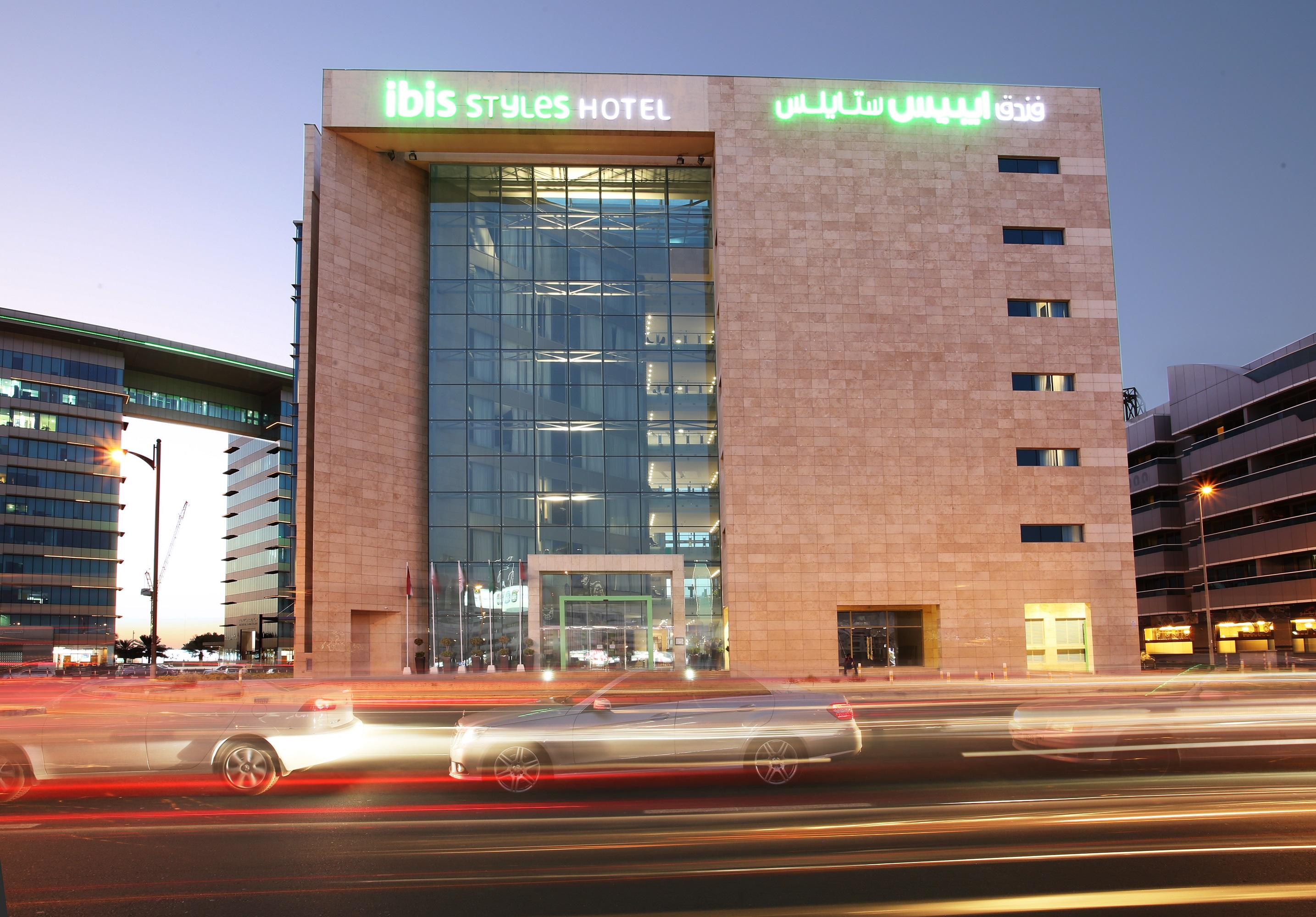 Ibis Styles Dubai Jumeira Екстериор снимка