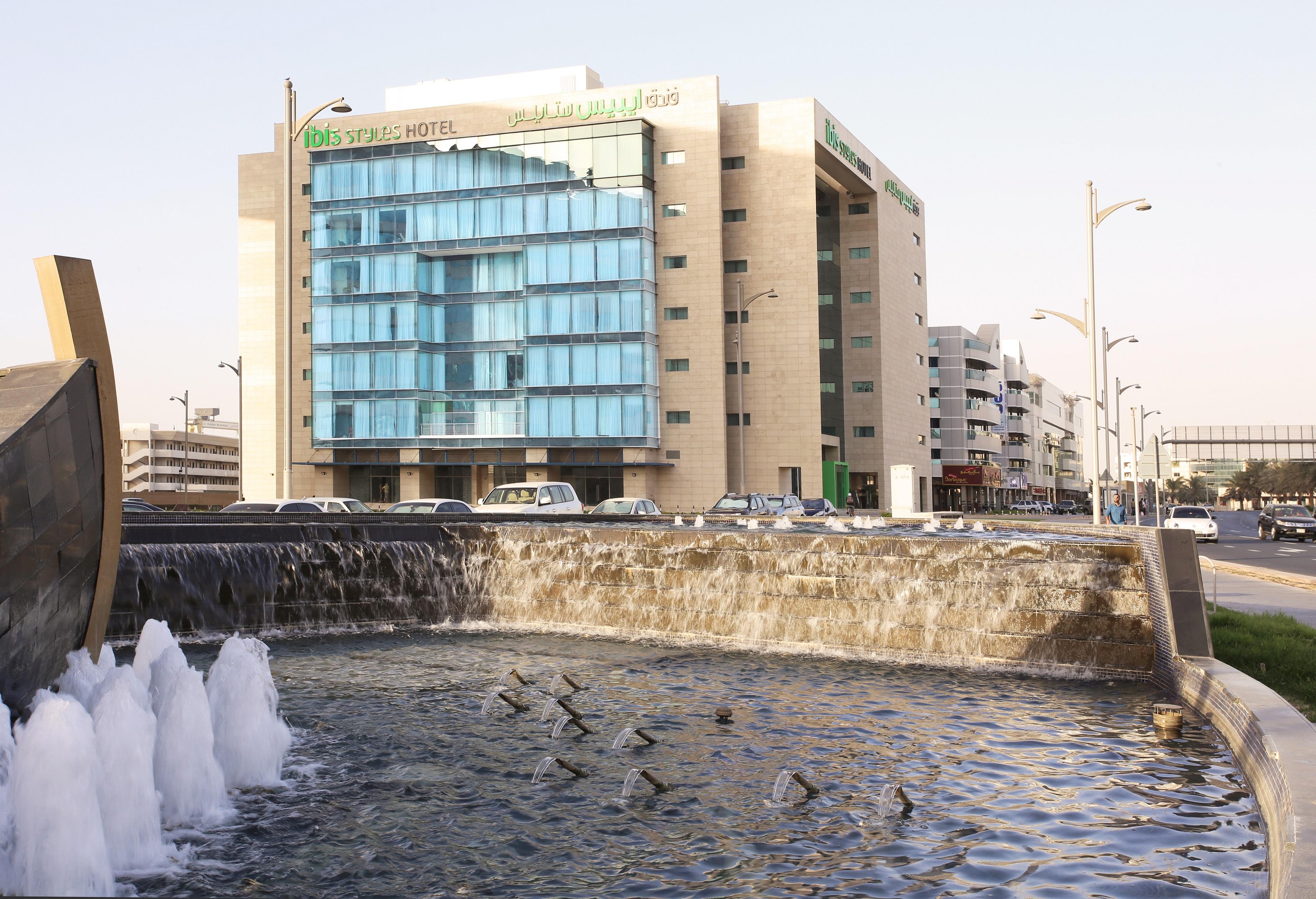 Ibis Styles Dubai Jumeira Екстериор снимка