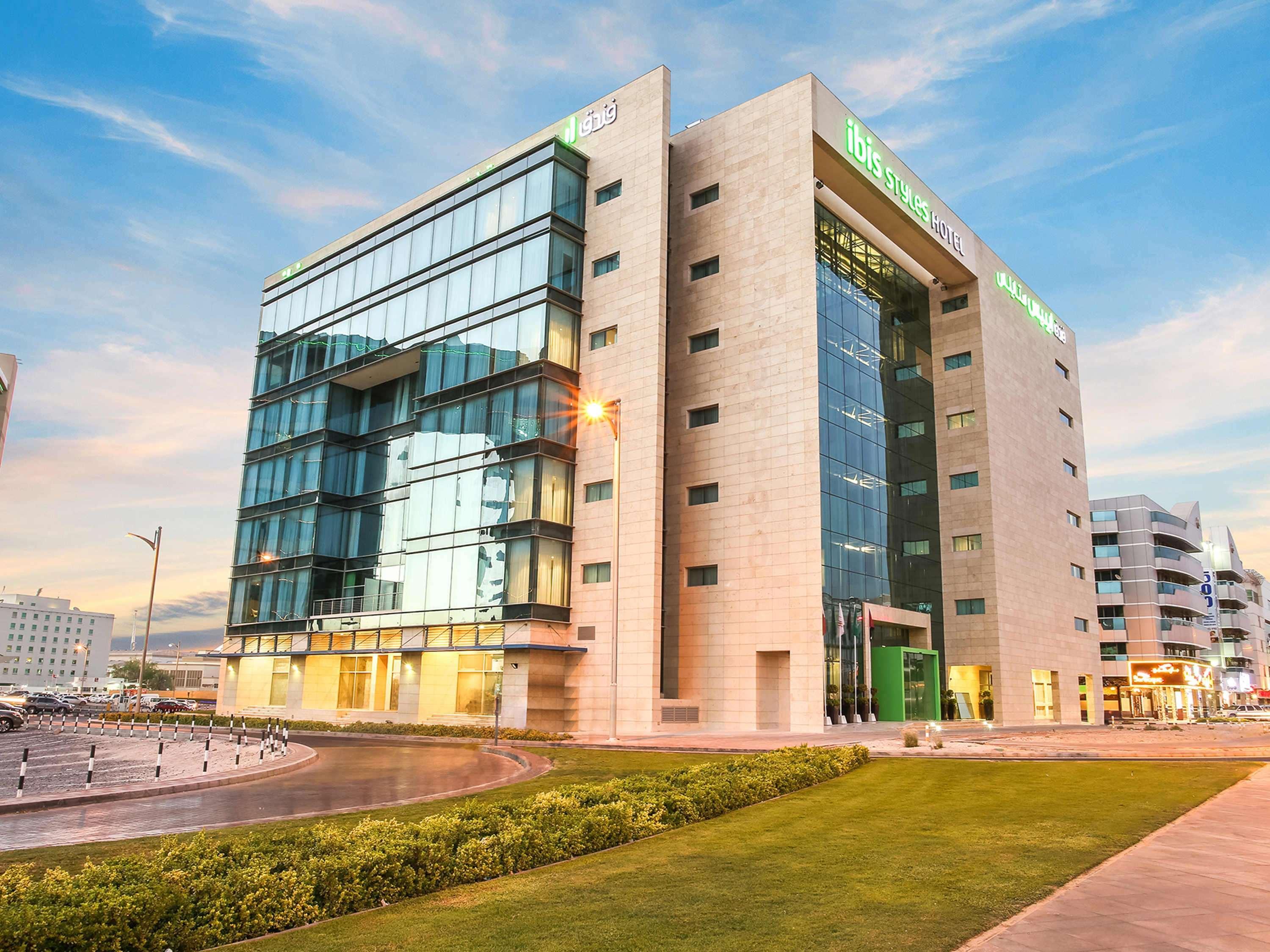 Ibis Styles Dubai Jumeira Екстериор снимка