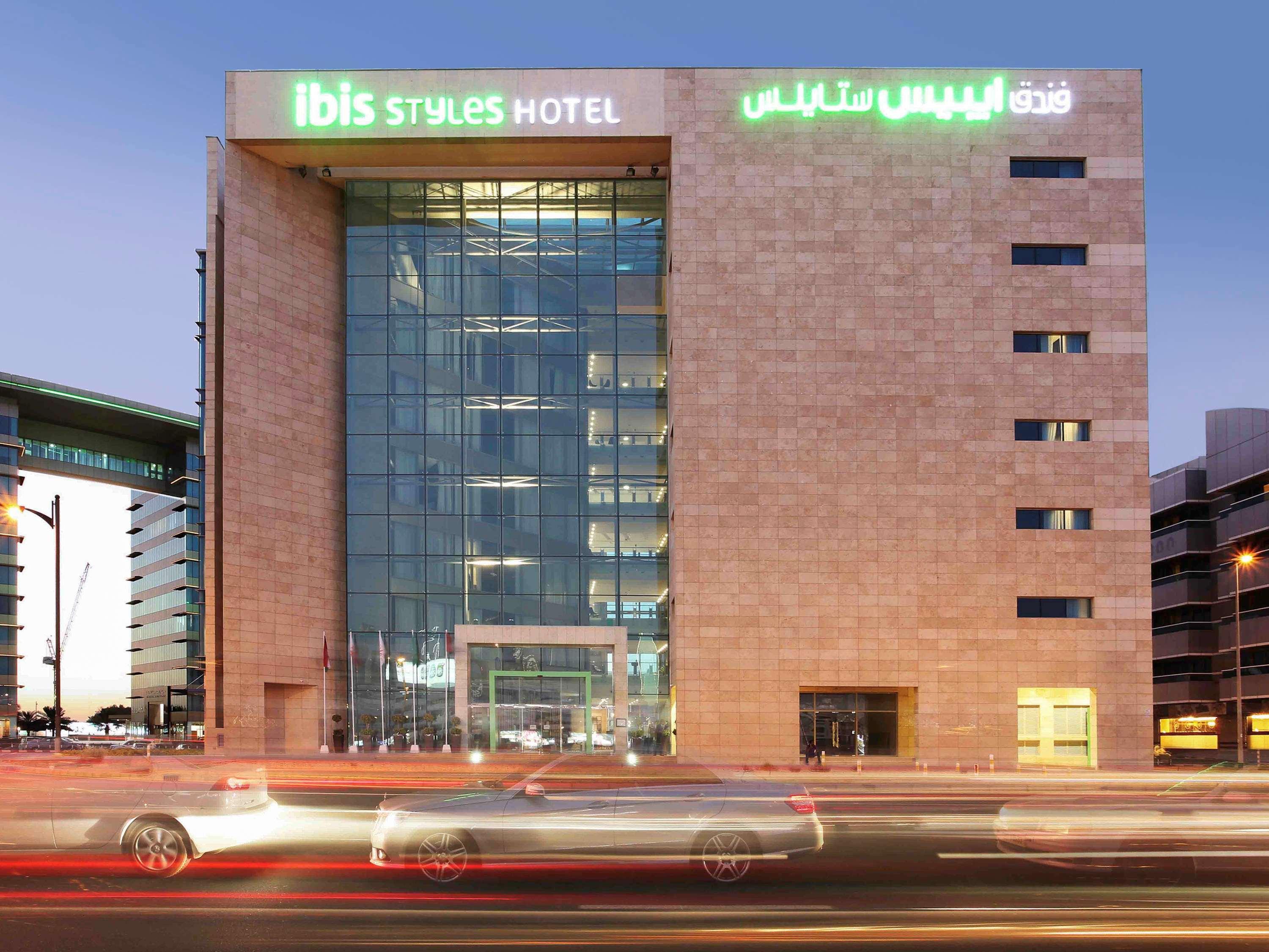 Ibis Styles Dubai Jumeira Екстериор снимка