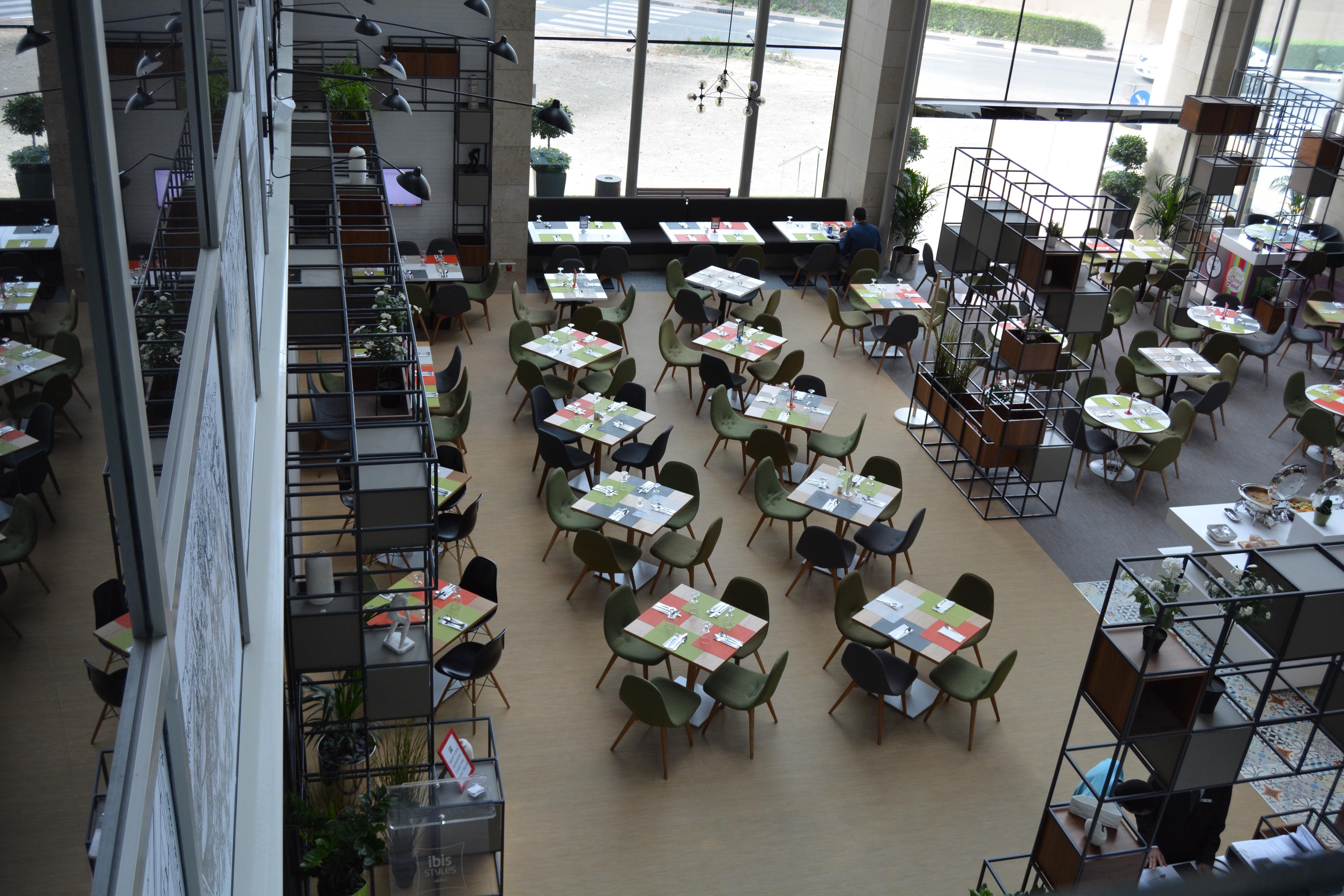 Ibis Styles Dubai Jumeira Екстериор снимка